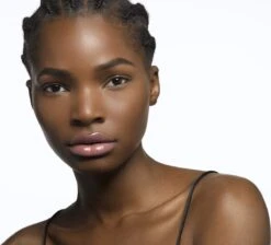 YVES SAINT LAURENT Rouge Volupté Shine Color Combining Lipstick - N°103 Parisian Rose -Mode Cosmetica Lipmake-Upwinkel 1200x1087 2