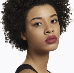 Yves Saint Laurent - Thin Frosting Lipstick With Leather Effect Rouge Pur Couture The Slim 2.2g 16 Rosewood Oddity -Mode Cosmetica Lipmake-Upwinkel 1200x1187 2