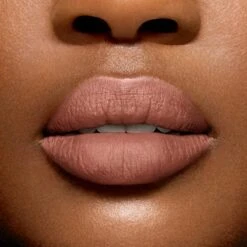 Lancôme L'Absolu Rouge Intimatte Lipstick 3.4 Gr - 226 Worn Off Nude -Mode Cosmetica Lipmake-Upwinkel 1200x1200 300