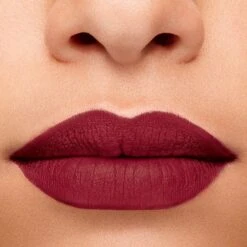 Bourjois Rouge Velvet Ink Lippenstift - 010 Re(d) Belle -Mode Cosmetica Lipmake-Upwinkel 1200x1200 545