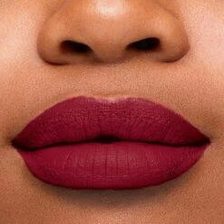 Bourjois Rouge Velvet Ink Lippenstift - 010 Re(d) Belle -Mode Cosmetica Lipmake-Upwinkel 1200x1200 546