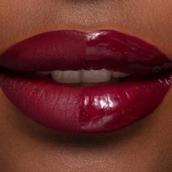 L'Oréal Paris - Glow Paradise Balm-In-Lipstick - 906 Blush Fantasy - Lippenstift -Mode Cosmetica Lipmake-Upwinkel 1200x1200 721