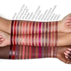 Huda Beauty Demi Matte Cream Lipstick - Révolutionnaire -Mode Cosmetica Lipmake-Upwinkel 1200x1200 98