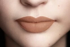 L’Oréal Paris Les Chocolate Ultra Matte Liquid Lippenstift - 844 Sweet Tooth -Mode Cosmetica Lipmake-Upwinkel 1200x800 3