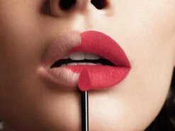 L’Oréal Paris Rouge Signature Lippenstift - 132 I Radiate - Roze - Matte Vloeibare Lipstick -Mode Cosmetica Lipmake-Upwinkel 1200x899