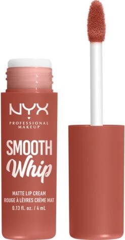 NYX Professional Makeup Lippenstift Smooth Whip Matte 02 Kitty Belly, 4 Ml -Mode Cosmetica Lipmake-Upwinkel 624x1200 3
