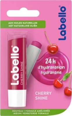 Labello Cherry Shine Lippenbalsem - 4 Balsems -Mode Cosmetica Lipmake-Upwinkel 751x1200 2