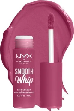 NYX Professional Makeup - Smooth Whip Matte Lip Cream Onesie Funsie - Vloeibare Lippenstift - 4ML 11 NYX Professional Makeup - Smooth Whip Matte Lip Cream Onesie Funsie - Vloeibare Lippenstift - 4ML -Mode Cosmetica Lipmake-Upwinkel 798x1200 3