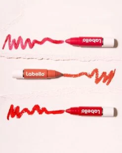 Labello Crayon Lipstick Hot Pink -Mode Cosmetica Lipmake-Upwinkel 960x1200 14
